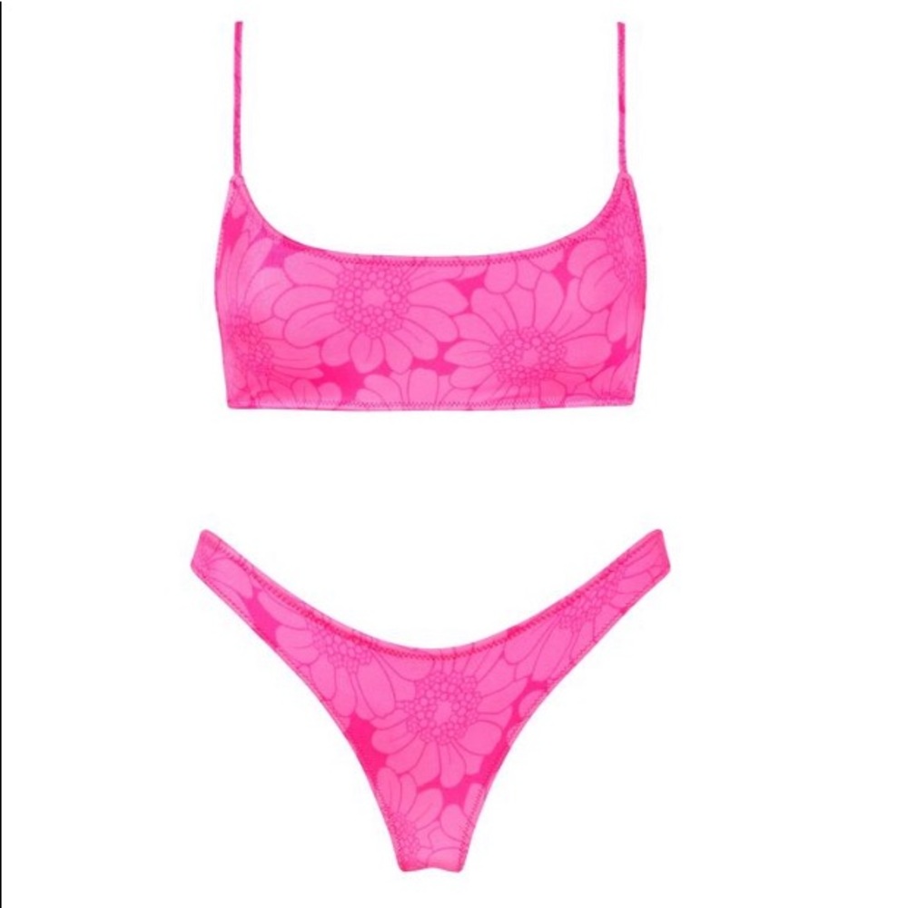 triangl suit